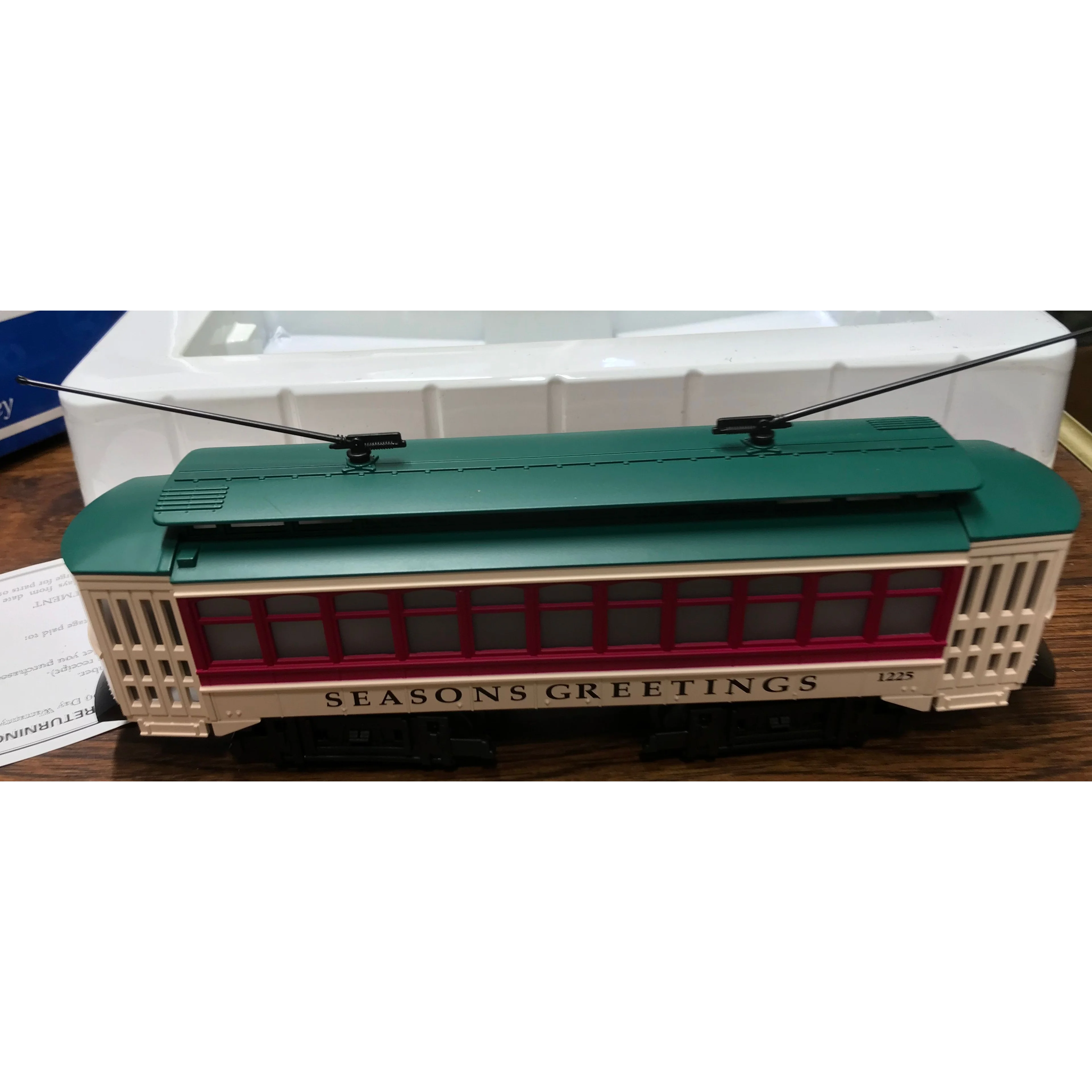 Industrial IDM 14001 O / O27 Gauge Holiday Trolley Seasons Greetings Reverses #1225 — photo 2